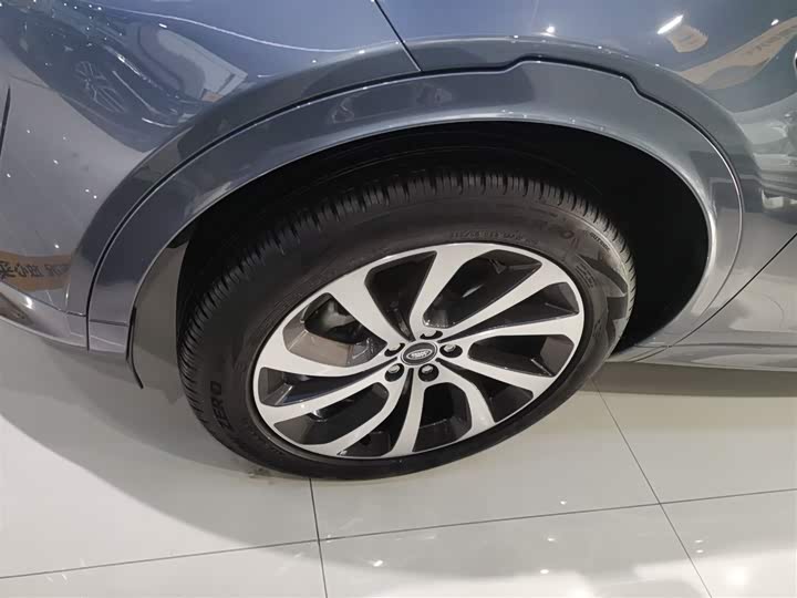 Фото 23 - Land Rover Discovery Sport