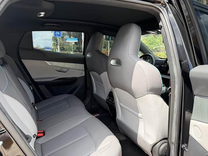 Фото 4 - Changan UNI-T