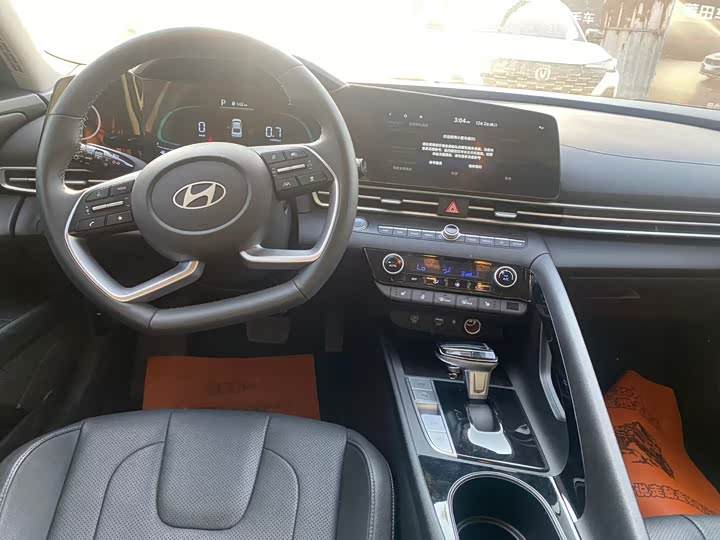 Фото 6 - Hyundai Elantra N line