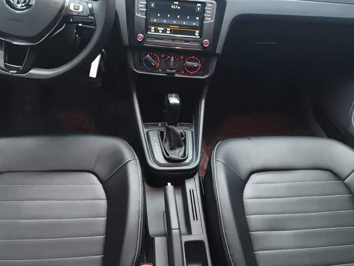 Фото 16 - Volkswagen Santana