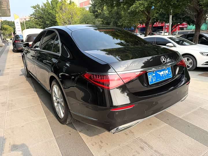 Фото 5 - Mercedes-Benz S-Class