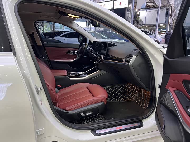 Фото 11 - BMW i3