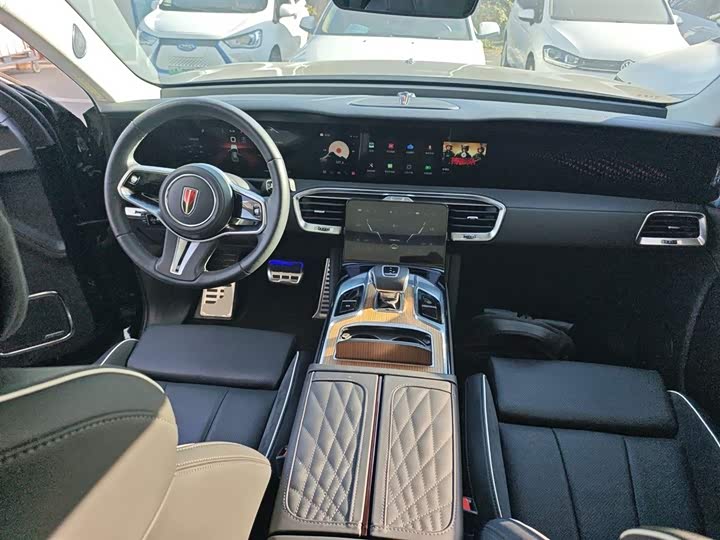 Фото 10 - Hongqi E-HS9