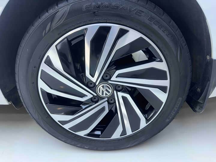 Фото 21 - Volkswagen Sagitar L