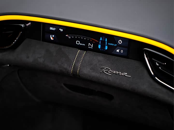 Фото 15 - Ferrari Roma