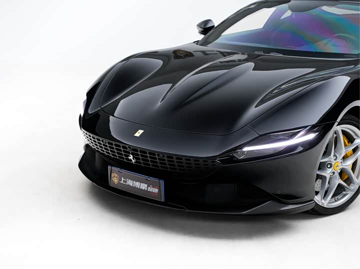 Фото 4 - Ferrari Roma