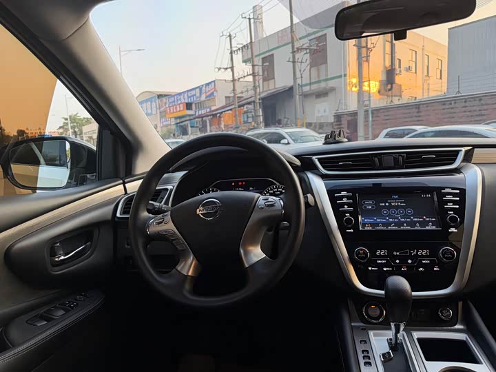 Фото 7 - Nissan Murano