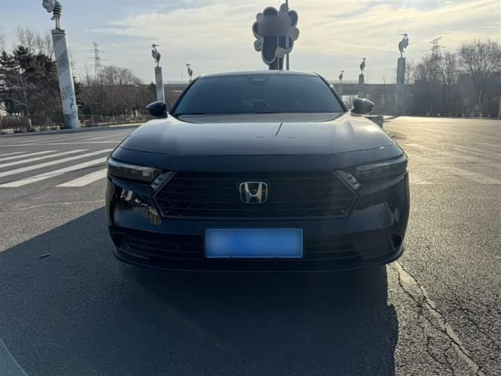 Фото 13 - Honda Accord