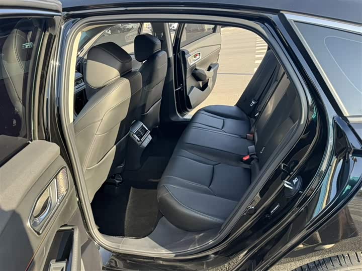 Фото 16 - Honda Accord