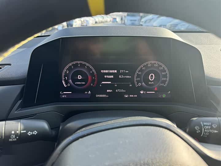 Фото 9 - Honda Accord