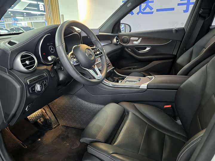 Фото 5 - Mercedes-Benz GLC-Class