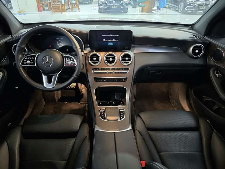 Фото 7 - Mercedes-Benz GLC-Class