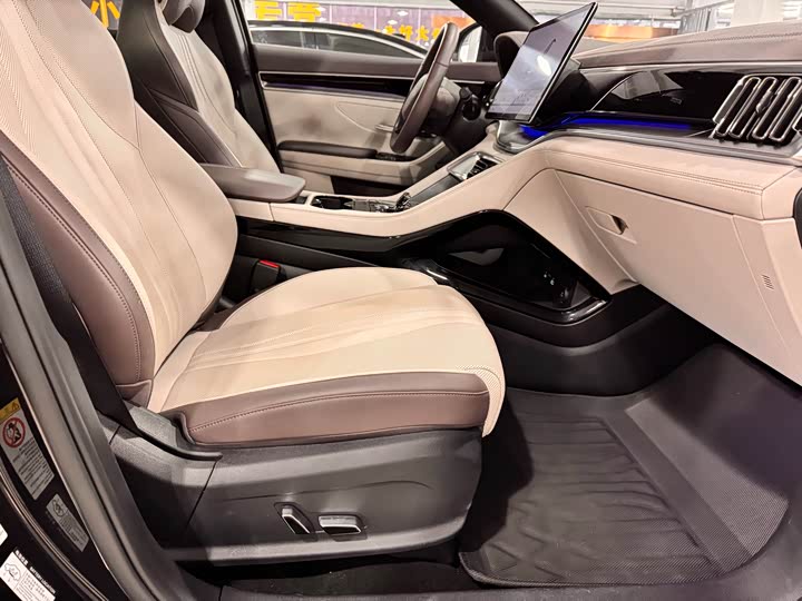 Фото 14 - BYD Song Plus Hybrid/EV