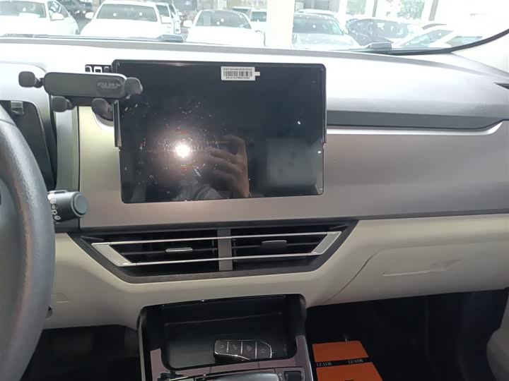 Фото 13 - BYD Yuan Pro