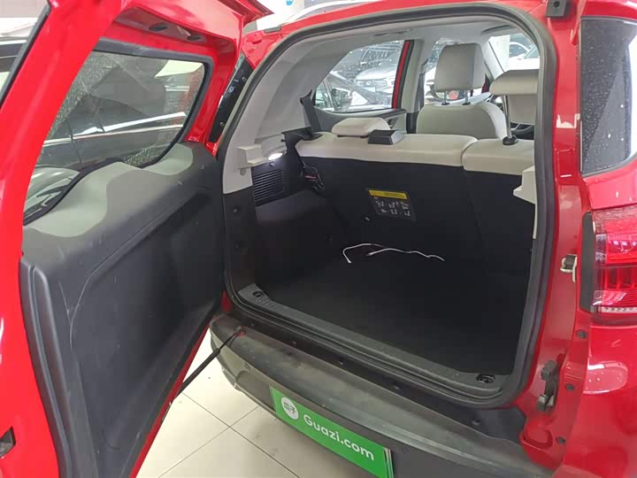 Фото 19 - BYD Yuan Pro