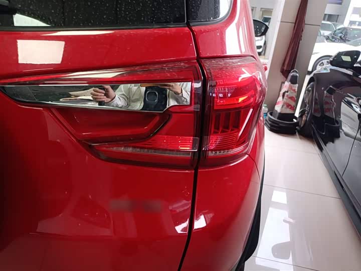 Фото 8 - BYD Yuan Pro