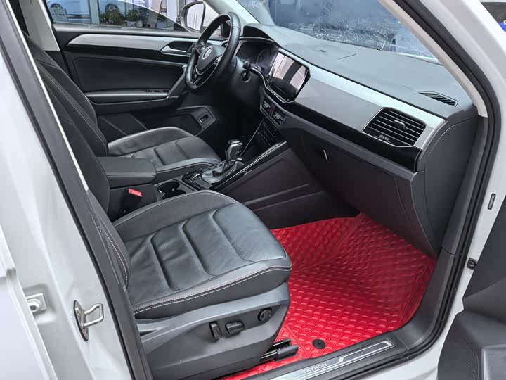 Фото 17 - Volkswagen Tayron