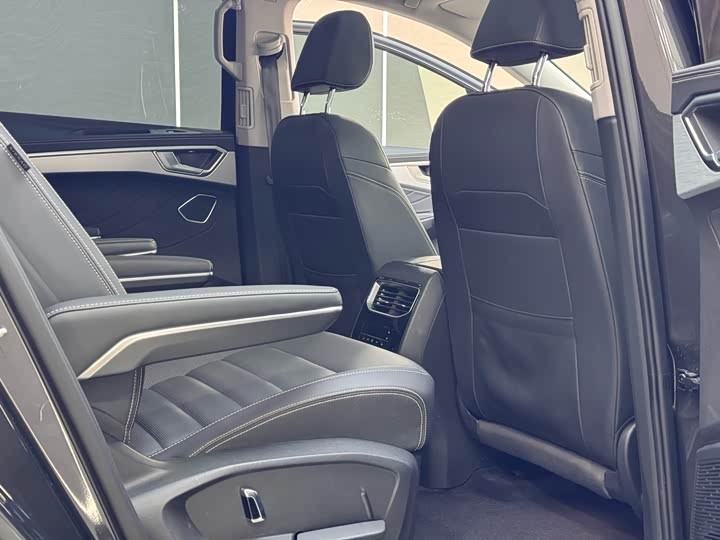 Фото 13 - Volkswagen Talagon