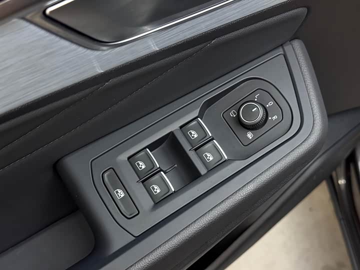 Фото 9 - Volkswagen Talagon