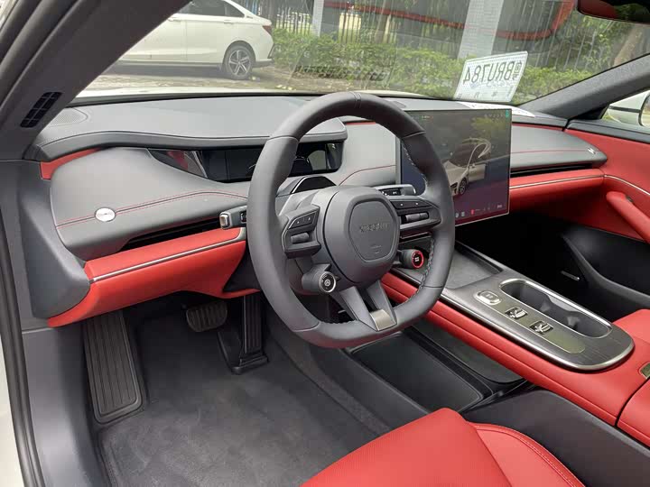 Фото 11 - Xiaomi SU7