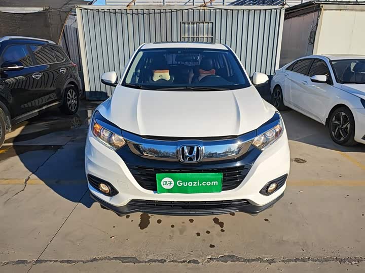 Фото 3 - Honda Vezel