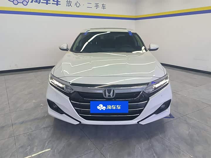 Фото 2 - Honda Accord