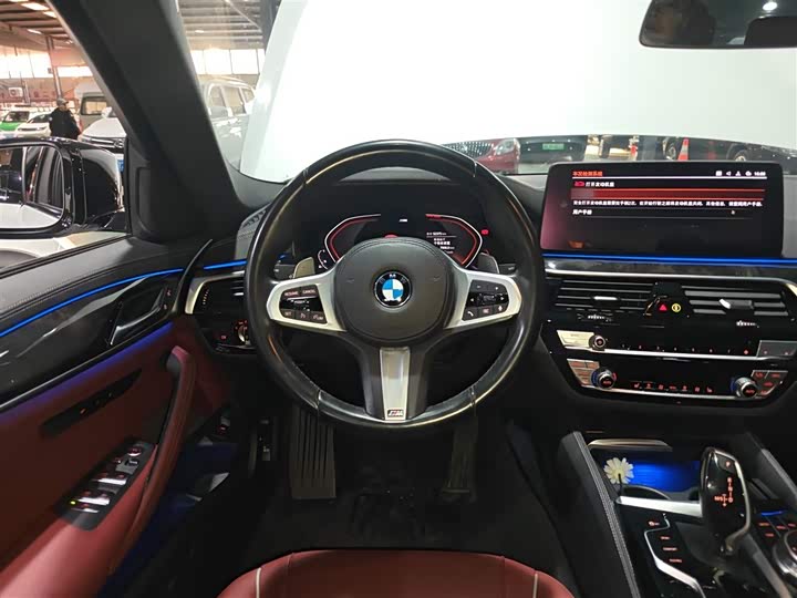 Фото 11 - BMW 5 Series