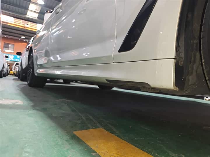 Фото 21 - BMW 5 Series