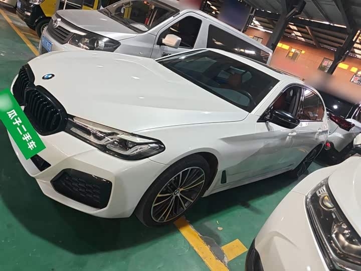 Фото 5 - BMW 5 Series