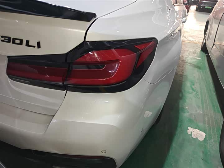 Фото 8 - BMW 5 Series