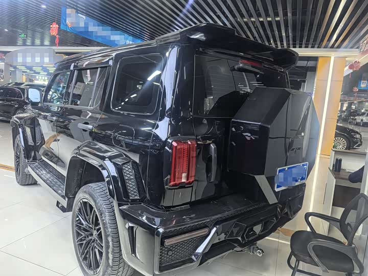 Фото 7 - Tank 300