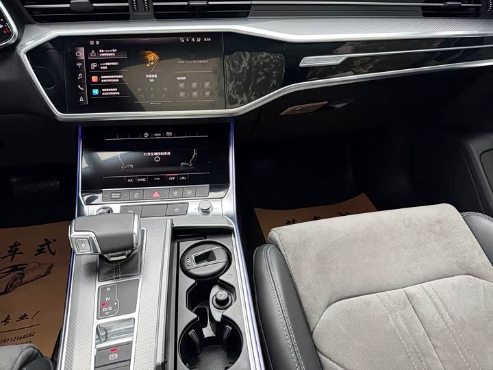 Фото 24 - Audi A6L