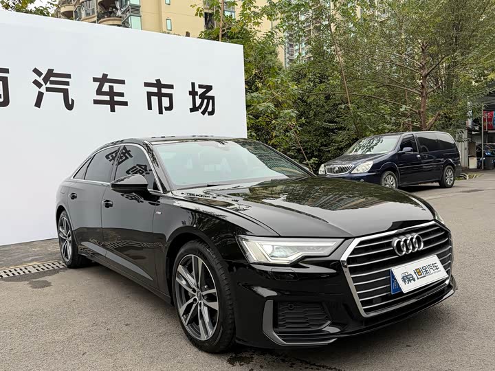 Фото 3 - Audi A6L