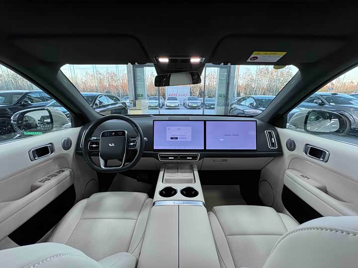 Фото 14 - LiXiang L6