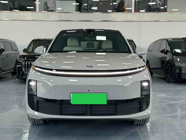 Фото 2 - LiXiang L6