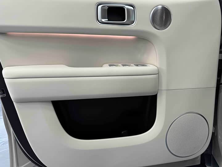 Фото 4 - LiXiang L6