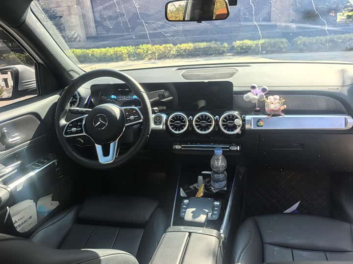 Фото 4 - Mercedes-Benz GLB-Class