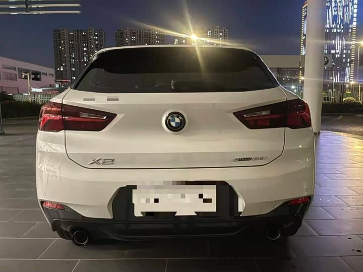 Фото 8 - BMW X2