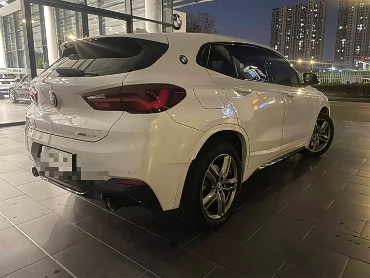 Фото 9 - BMW X2