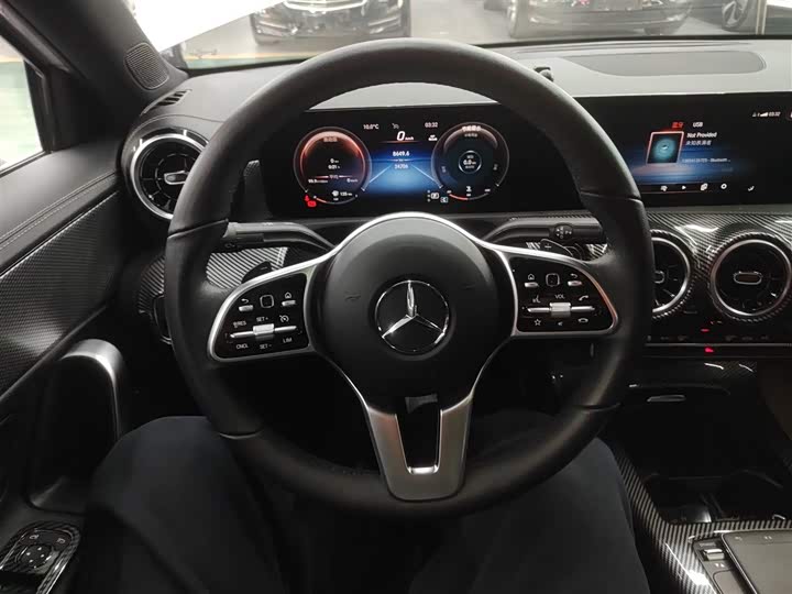 Фото 11 - Mercedes-Benz A-Class