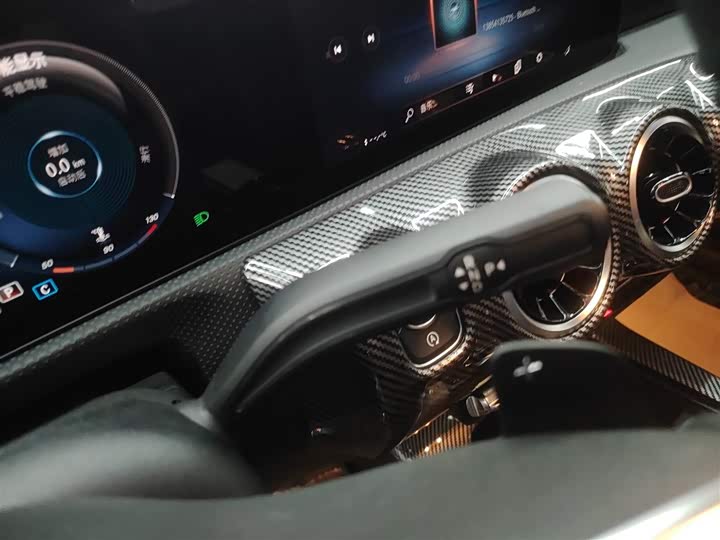 Фото 14 - Mercedes-Benz A-Class