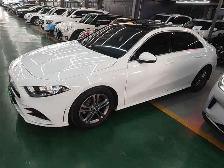 Фото 5 - Mercedes-Benz A-Class