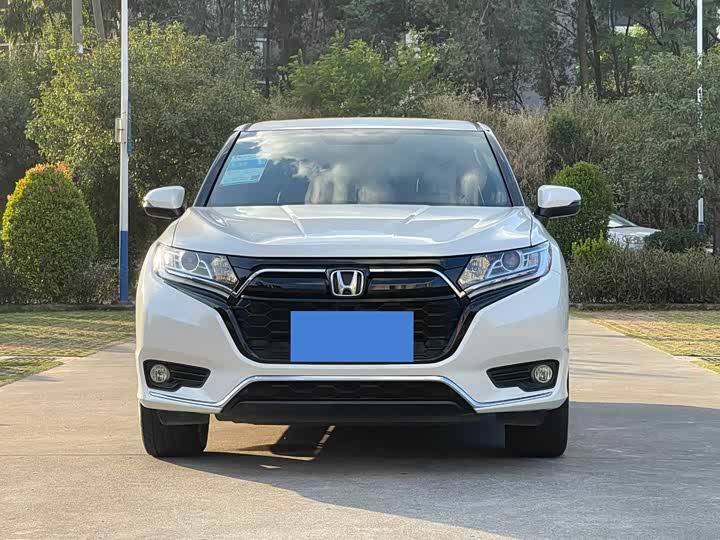 Фото 2 - Honda UR-V