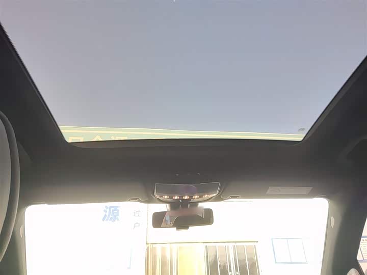 Фото 18 - Mercedes-Benz GLC-Class