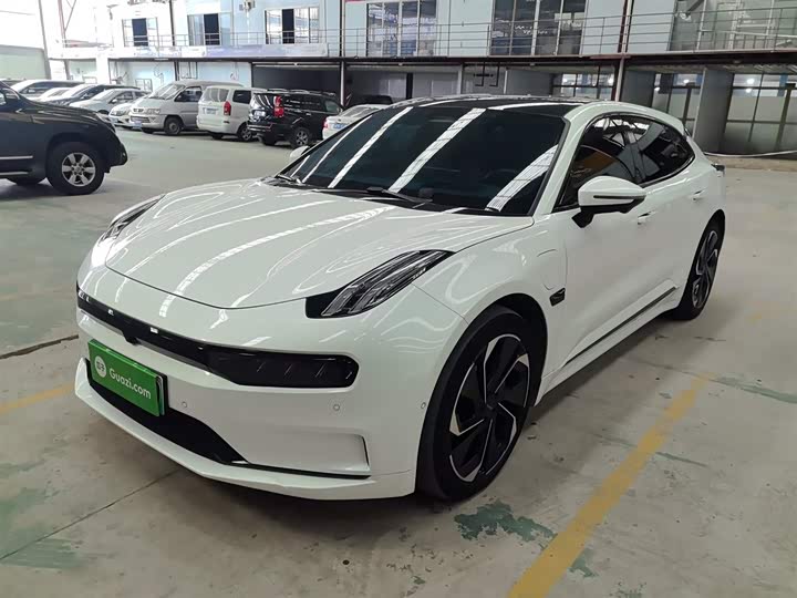 Фото 1 - Zeekr 001