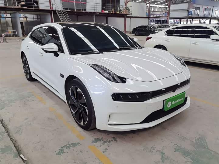 Фото 4 - Zeekr 001