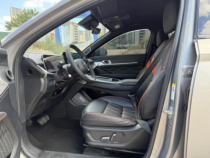 Фото 4 - Haval F7 (Monster)