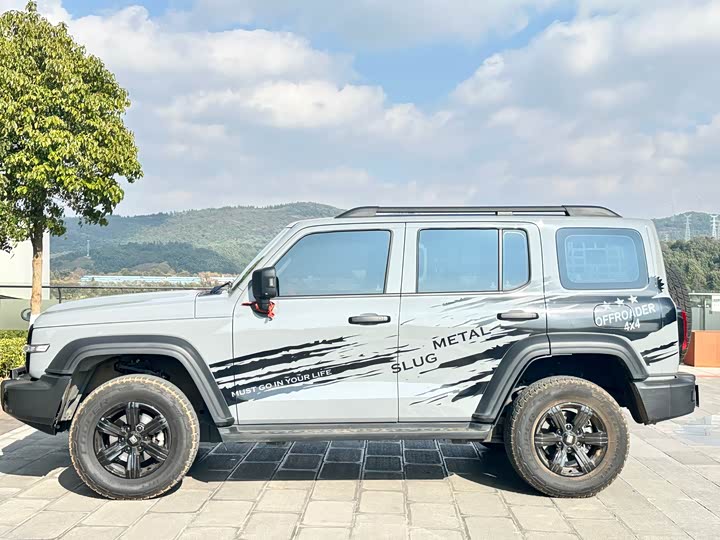 Фото 8 - Tank 300