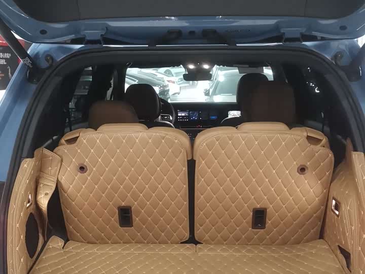 Фото 15 - LiXiang One