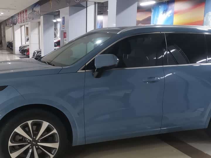 Фото 3 - LiXiang One